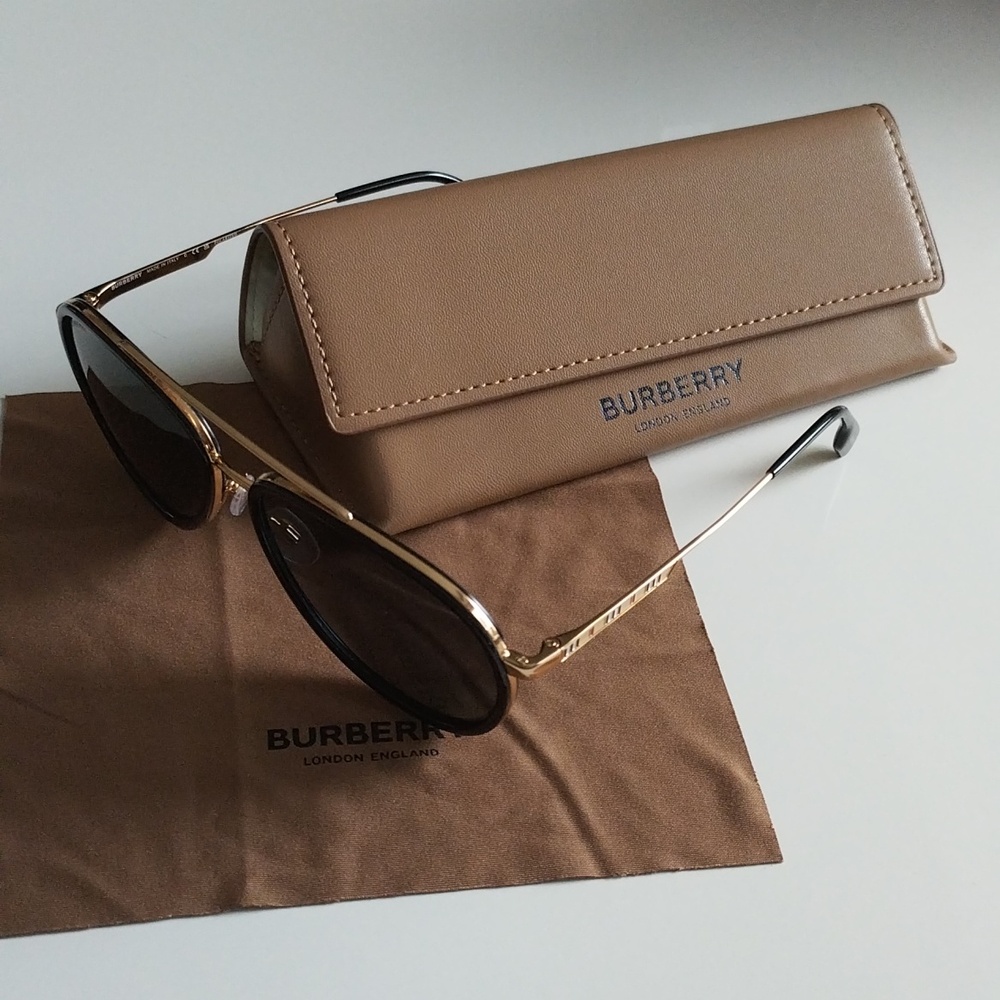 BURBERRY Polarized Sunglasses